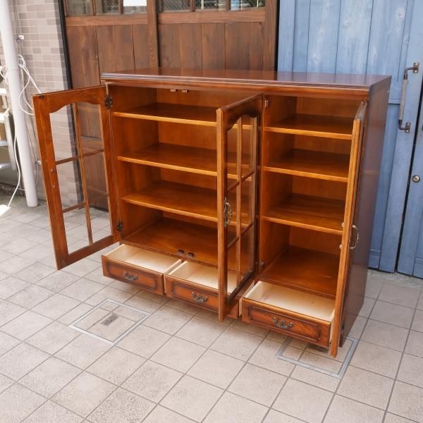 Karimoku(カリモク家具)の人気シリーズCOLONIAL(コロニアル)の Karimoku(カリモク家具)の人気シリーズCOLONIAL(コロニアル)の