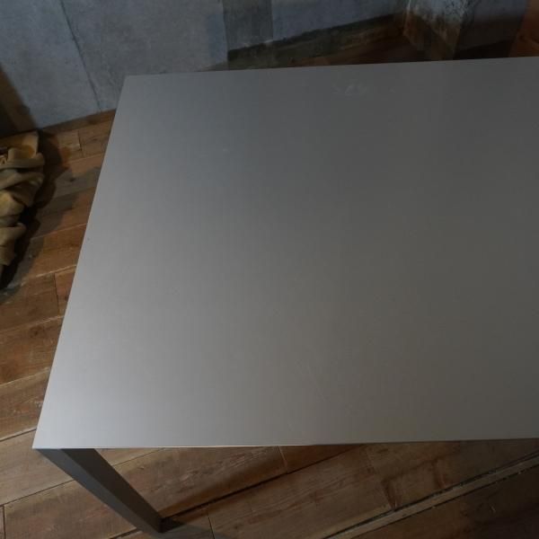 Cassina ixc.(カッシーナ イクスシー)取り扱いデヴィッド Cassina ixc.(カッシーナ イクスシー)取り扱いデヴィッド
