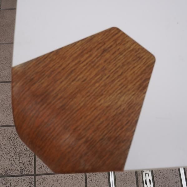Tendo(天童木工)より建築家 坂倉準三の研究所がデザインした Tendo(天童木工)より建築家 坂倉準三の研究所がデザインした