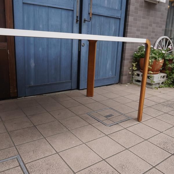 Tendo(天童木工)より建築家 坂倉準三の研究所がデザインした Tendo(天童木工)より建築家 坂倉準三の研究所がデザインした