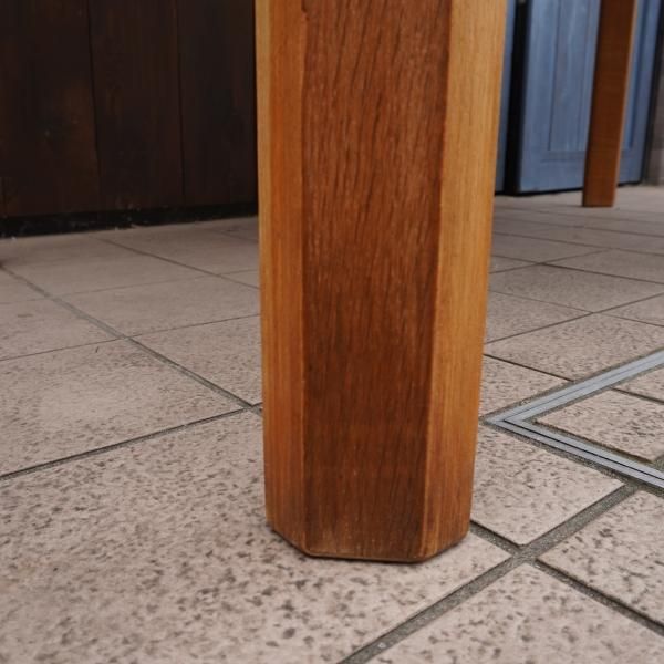 Tendo(天童木工)より建築家 坂倉準三の研究所がデザインした Tendo(天童木工)より建築家 坂倉準三の研究所がデザインした