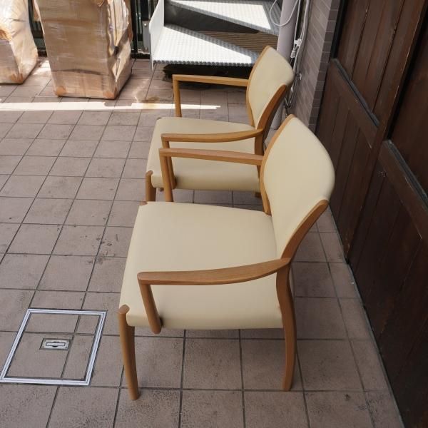 老舗家具メーカーHAMAMOTO(浜本工芸)のダイニングチェア(アーム 老舗家具メーカーHAMAMOTO(浜本工芸)のダイニングチェア(アーム