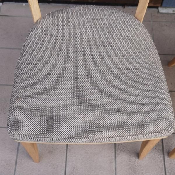 karimoku(カリモク家具)のCT3755ダイニングチェア2脚セットです karimoku(カリモク家具)のCT3755ダイニングチェア2脚セットです