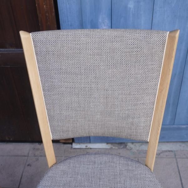 karimoku(カリモク家具)のCT3755ダイニングチェア2脚セットです karimoku(カリモク家具)のCT3755ダイニングチェア2脚セットです