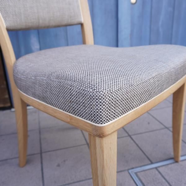 karimoku(カリモク家具)のCT3755ダイニングチェア2脚セットです karimoku(カリモク家具)のCT3755ダイニングチェア2脚セットです