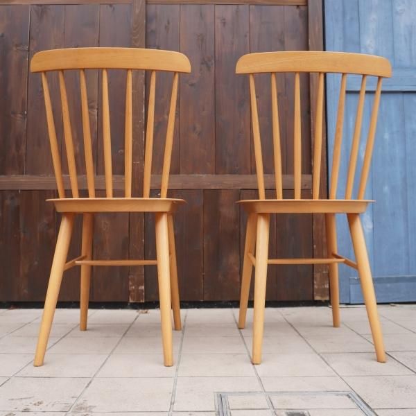 2脚セット unico ウニコ　TON トン　ダイニングチェア　北欧　インテリア unico(ウニコ)のTON社製 SPINDLE(スピンドル)ダイニングチェアー