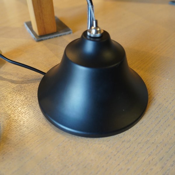 照明器具メーカー 遠藤照明のERP7454B ペンダントランプです。黒の