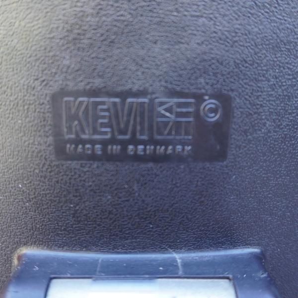 Jorgen Rasmussen(ヨルゲン・ラスムッセン)デザイン KEVI Chair Jorgen Rasmussen(ヨルゲン・ラスムッセン)デザイン KEVI Chair