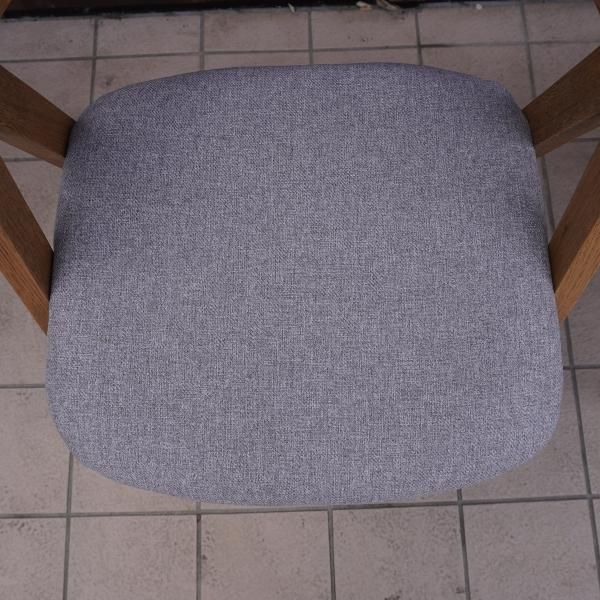 unico(ウニコ)のELEMT(エレムト)シリーズのダイニングチェアー2