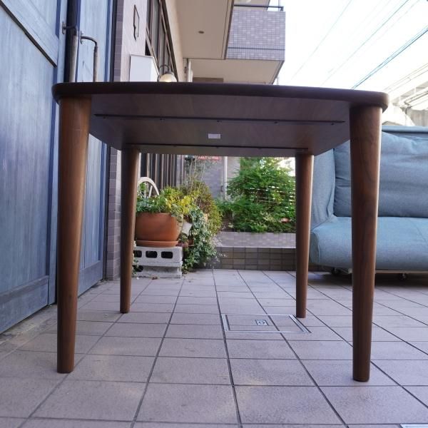 飛騨　柏木工/KASHIWA ダイニングテーブル　2人用　正方形 飛騨の家具メーカーKASHIWA(柏木工)のBE STYLE(ビースタイル