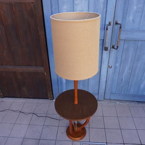 ACME FURNITURE(アクメファニチャー)のDELMAR(デルマー) ランプです