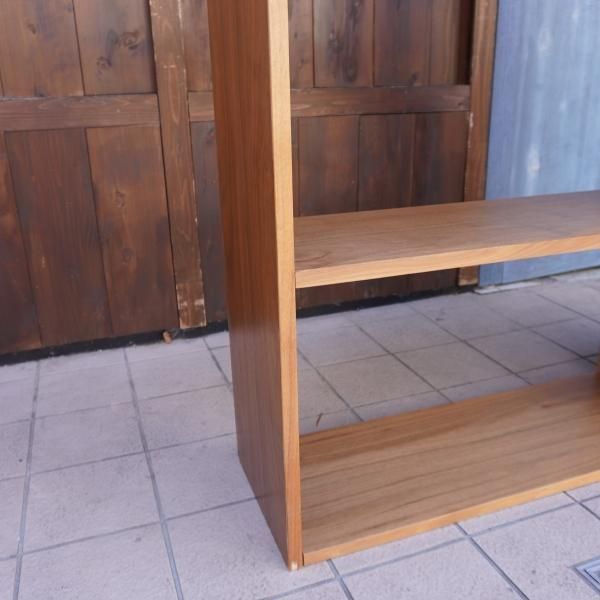 人気の無印良品(MUJI)のウォールナット材 5段・2列スタッキング 人気の無印良品(MUJI)のウォールナット材 5段・2列スタッキング