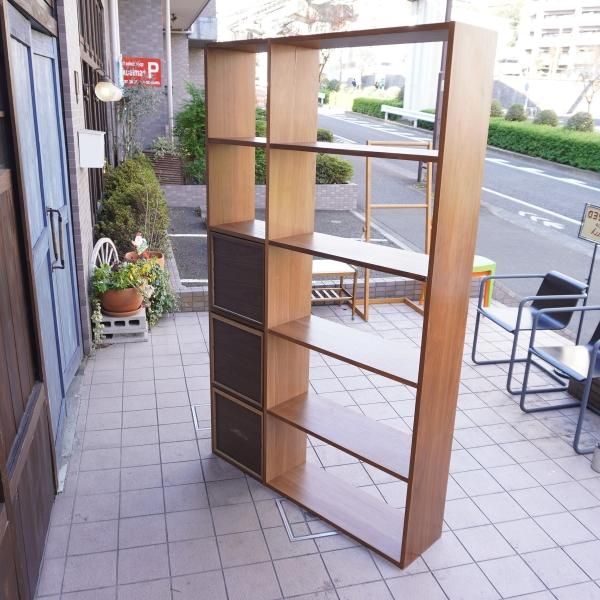 人気の無印良品(MUJI)のウォールナット材 5段・2列スタッキング 人気の無印良品(MUJI)のウォールナット材 5段・2列スタッキング