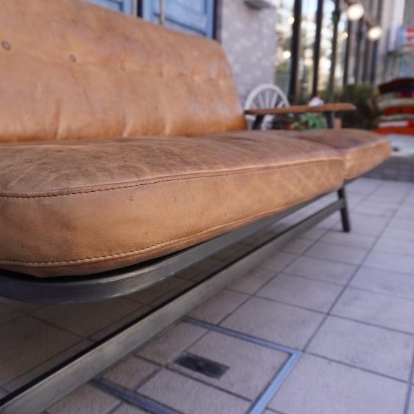 ACME FURNITURE(アクメファニチャー)のエイジング加工したオーク ACME FURNITURE(アクメファニチャー)のエイジング加工したオーク
