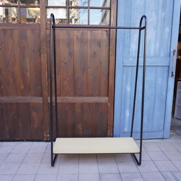 IDEE(イデー)のポールハンガースタンド/ナチュラルです。マット IDEE(イデー)のポールハンガースタンド/ナチュラルです。マット