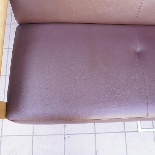 値下げ/karimoku(カリモク家具)のW13モデルの2人掛けソファーです