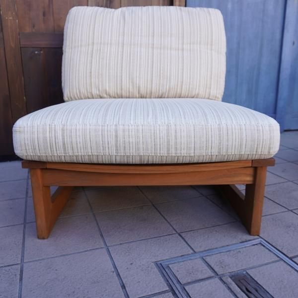 karimoku(カリモク家具)によるKIGUMI(木組)シリーズの2人掛け karimoku(カリモク家具)によるKIGUMI(木組)シリーズの2人掛け