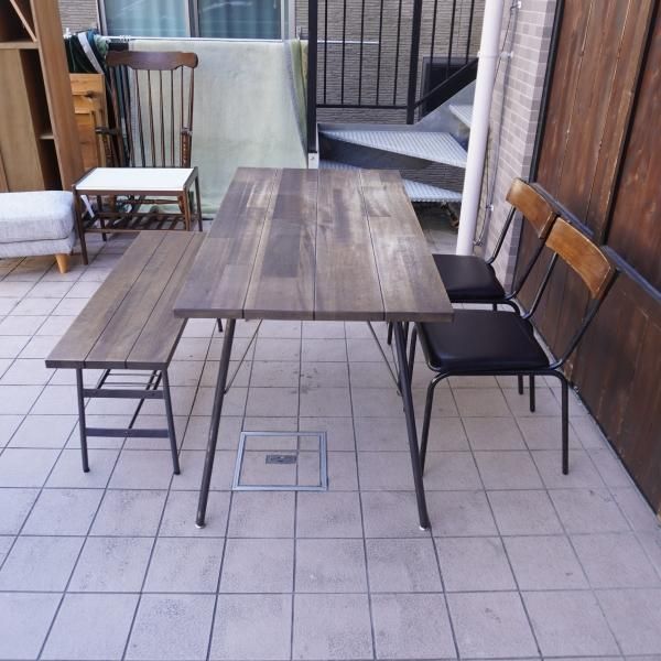 ビメイクス（BIMAKES）のシンバス ダイニングテーブル