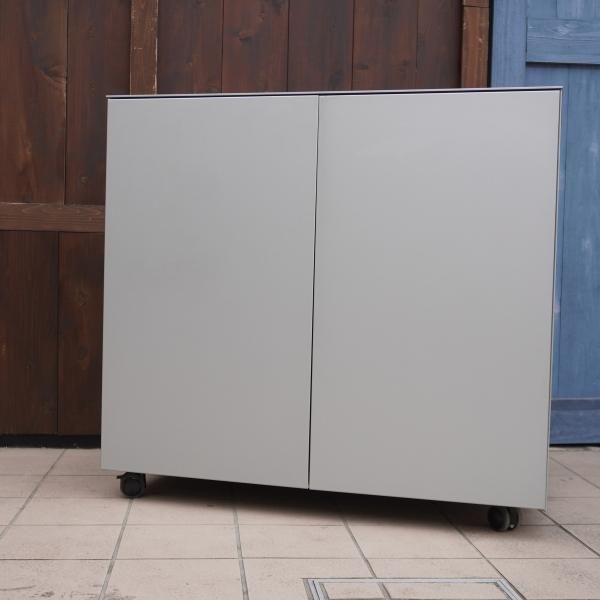 Cassina ixc.(カッシーナ イクスシー) のLOTUS(ロータス) 2ドア Cassina ixc.(カッシーナ イクスシー) のLOTUS(ロータス) 2ドア