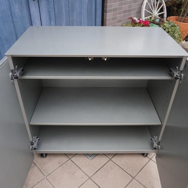 Cassina ixc.(カッシーナ イクスシー) のLOTUS(ロータス) 2ドア Cassina ixc.(カッシーナ イクスシー) のLOTUS(ロータス) 2ドア