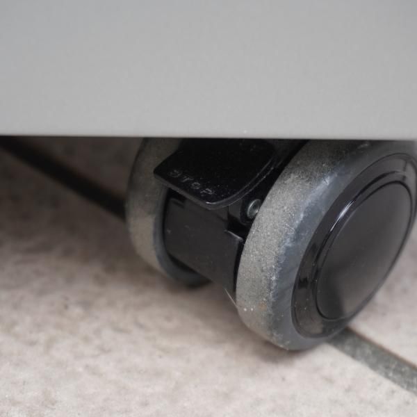 Cassina ixc.(カッシーナ イクスシー) のLOTUS(ロータス) 2ドア Cassina ixc.(カッシーナ イクスシー) のLOTUS(ロータス) 2ドア