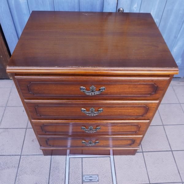 Karimoku(カリモク家具)の人気シリーズCOLONIAL(コロニアル)の