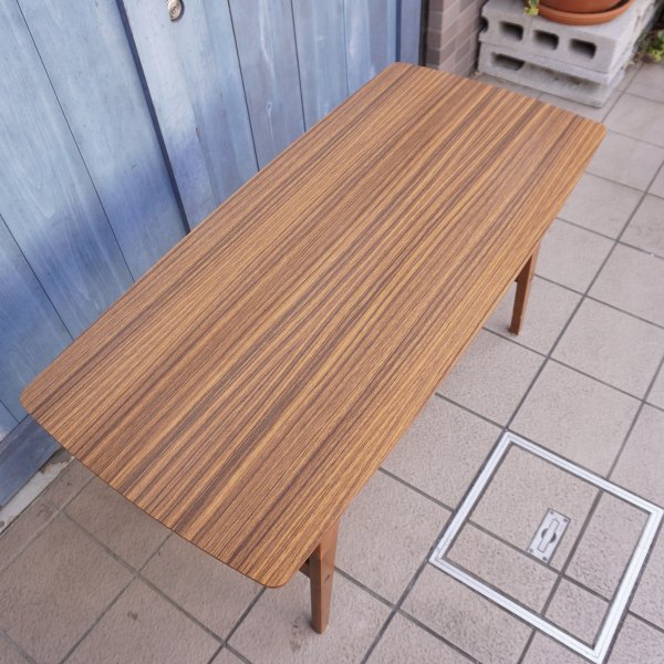 人気のkarimoku60(カリモク60) リビングテーブル(小)です。レトロで 