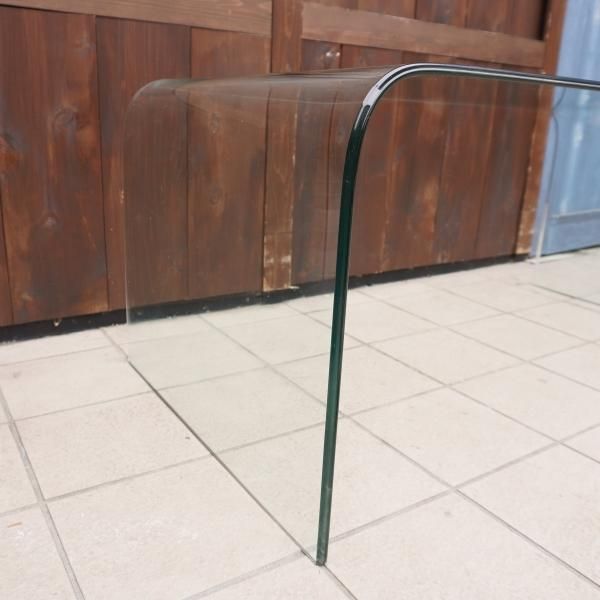 値下げ/IDC OTSUKA(大塚家具)のガラス センターテーブルです 値下げ/IDC OTSUKA(大塚家具)のガラス センターテーブルです