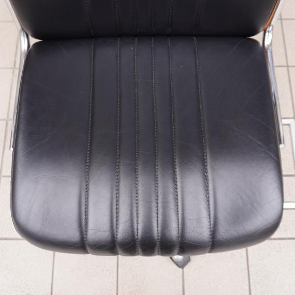 スイスのgiroflex (ジロフレックス)より人気のBRASA(ブラサ スイスのgiroflex (ジロフレックス)より人気のBRASA(ブラサ