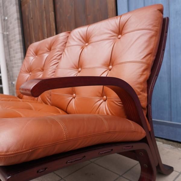 FUJI FURNITURE(冨士ファニチア)のAgio(アージオ) 本革×タウン材 FUJI FURNITURE(冨士ファニチア)のAgio(アージオ) 本革×タウン材