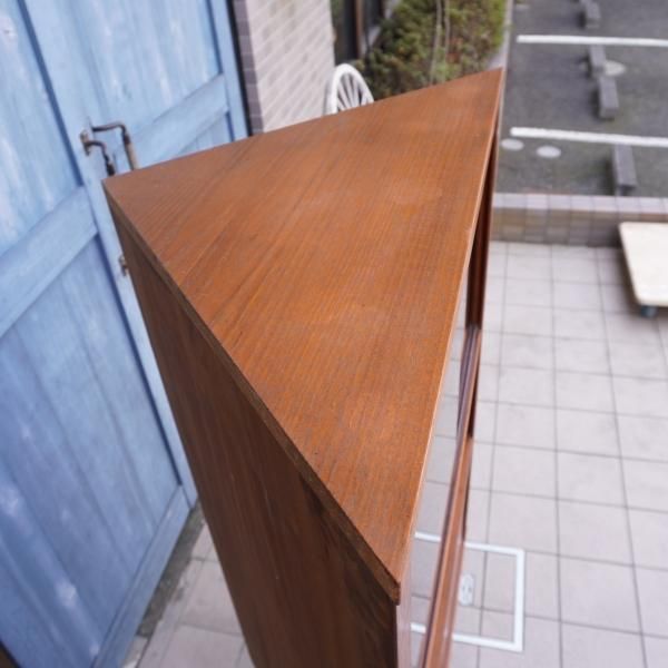 値下げ/デンマーク製のチーク材を使用したコーナーキャビネット
