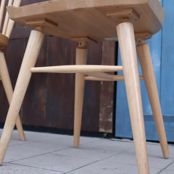 ポーランド　FAMEG社製　ダイニングチェア 直接引き取り5,000円引き ポーランド FAMEG社製 ダイニングチェア 直接引き取り5,000円