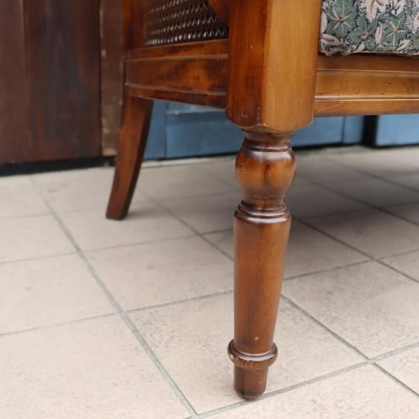 Karimoku(カリモク家具)のCOLONIAL(コロニアル)シリーズ WC55 2 Karimoku(カリモク家具)のCOLONIAL(コロニアル)シリーズ WC55 2