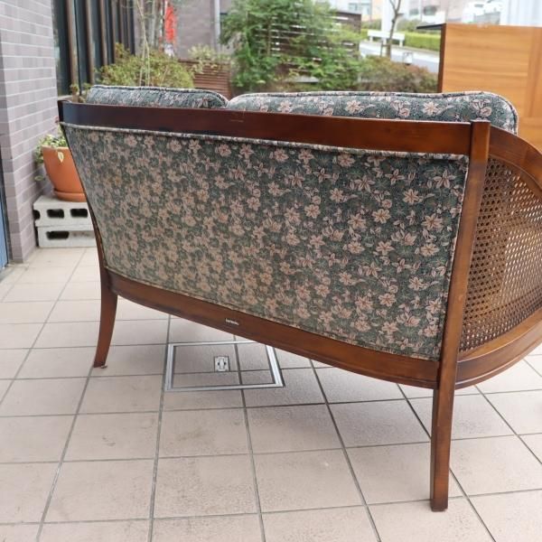 Karimoku(カリモク家具)のCOLONIAL(コロニアル)シリーズ WC55 2 Karimoku(カリモク家具)のCOLONIAL(コロニアル)シリーズ WC55 2