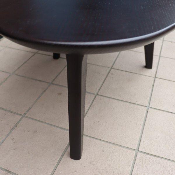 飛騨の家具メーカーKASHIWA(柏木工)のオーク無垢材 ソフィー  リビングテーブル。北欧スタイルのデザインと落ち着いた色合いのオーバル型センターテーブル♪和モダンにもおススメです。IDC大塚家具 - kokoelma　 -ココエルマ-