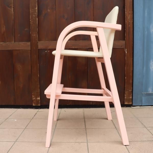 IDC OTSUKA(大塚家具)にて取り扱われているブランド秋田木工の IDC OTSUKA(大塚家具)にて取り扱われているブランド秋田木工の