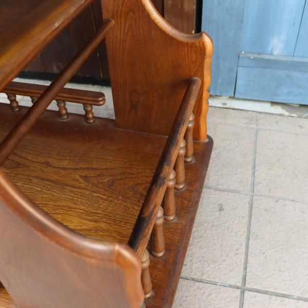 karimoku(カリモク家具) アンティーク調 キッチンワゴンです