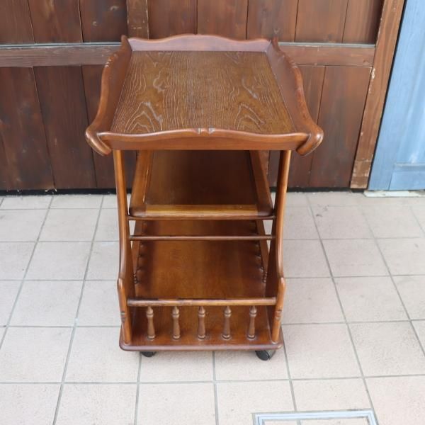 karimoku(カリモク家具) アンティーク調 キッチンワゴンです