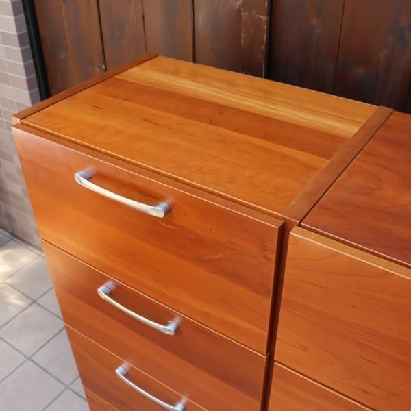 北欧デンマークのブランドBoConcept(ボーコンセプト)のチェリー