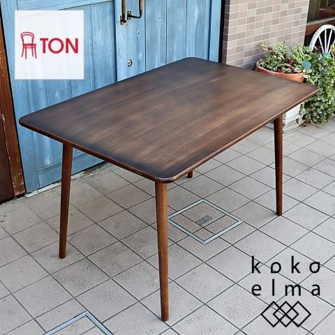 TON (トン)よりウィンザー ダイニングテーブルです。シンプルな TON (トン)よりウィンザー ダイニングテーブルです。シンプルな