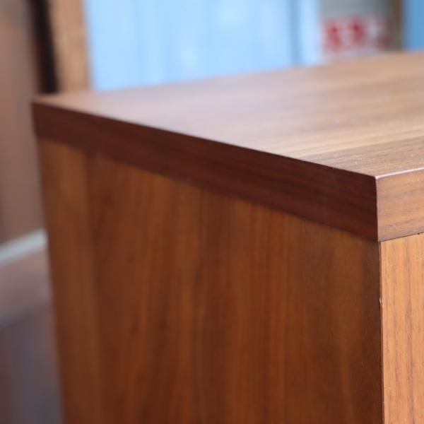 ACTUS(アクタス)のMUSICA2(ムジカ2) 3段チェストです。ウォールナット