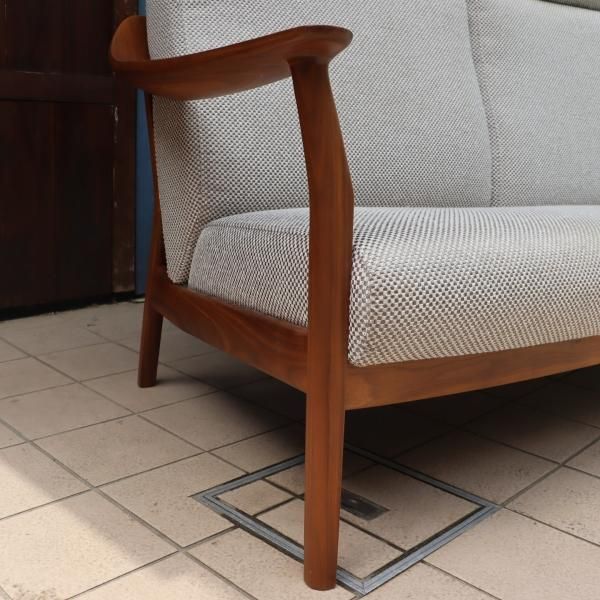 値下げ/karimoku(カリモク家具) WW5762 ウォールナット材 2人 値下げ/karimoku(カリモク家具) WW5762 ウォールナット材 2人
