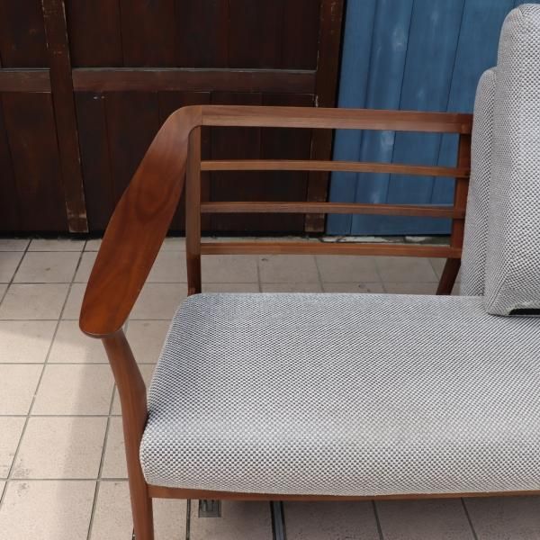 値下げ/karimoku(カリモク家具) WW5762 ウォールナット材 2人 値下げ/karimoku(カリモク家具) WW5762 ウォールナット材 2人