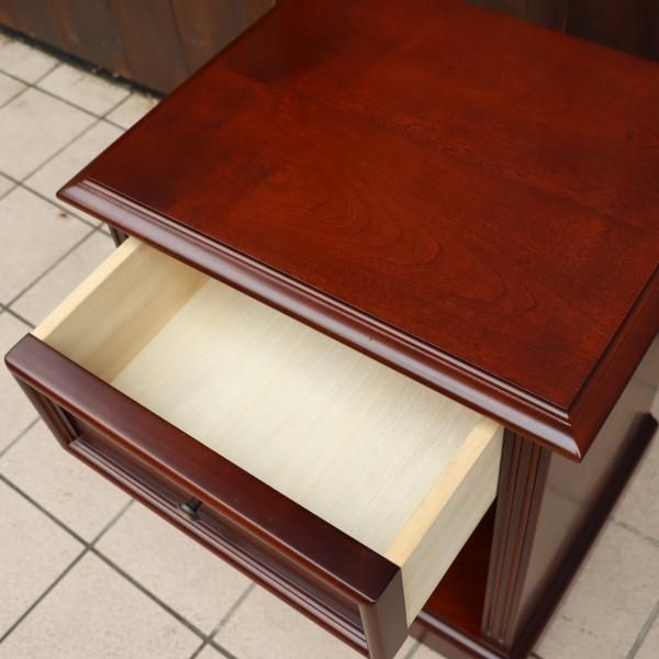 IDC OTSUKA(大塚家具)取り扱いブランドLYNN HOLLYN(リンホーリン IDC OTSUKA(大塚家具)取り扱いブランドLYNN HOLLYN(リンホーリン