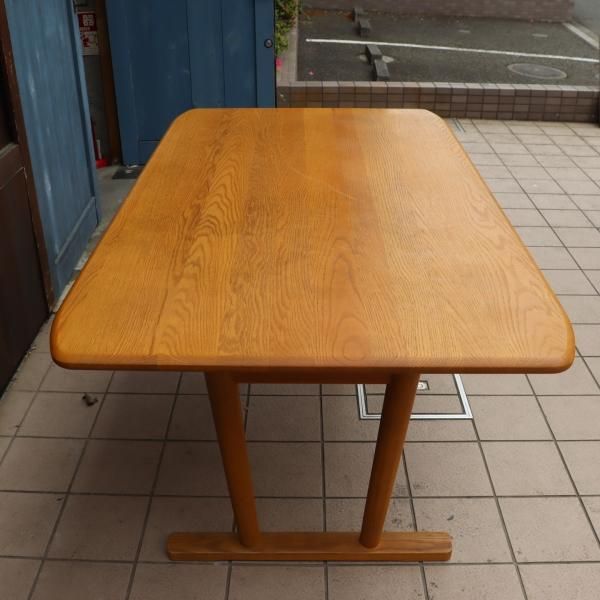 KEYUCA(ケユカ)よりオーク無垢材を使用したガボットLDテーブル