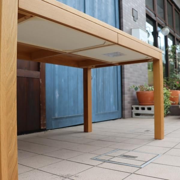 無印良品(MUJI)の人気のオーク材無垢材ダイニングテーブル 引出 無印良品(MUJI)の人気のオーク材無垢材ダイニングテーブル 引出