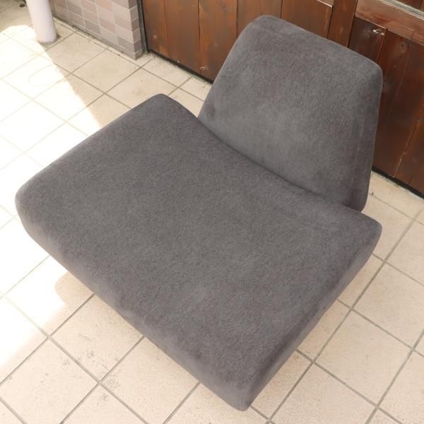 IDEE(イデー)のAOSOFA(アーオソファ)1シーターです。低めの IDEE(イデー)のAOSOFA(アーオソファ)1シーターです。低めの