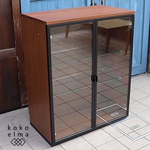 大川のメーカー岡家具工業のテオリス キャビネットです。気品 大川のメーカー岡家具工業のテオリス キャビネットです。気品