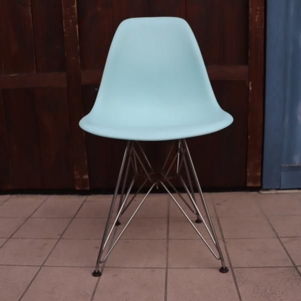 Hermanmiller(ハーマンミラー)社のイームズ ワイヤーベースサイド