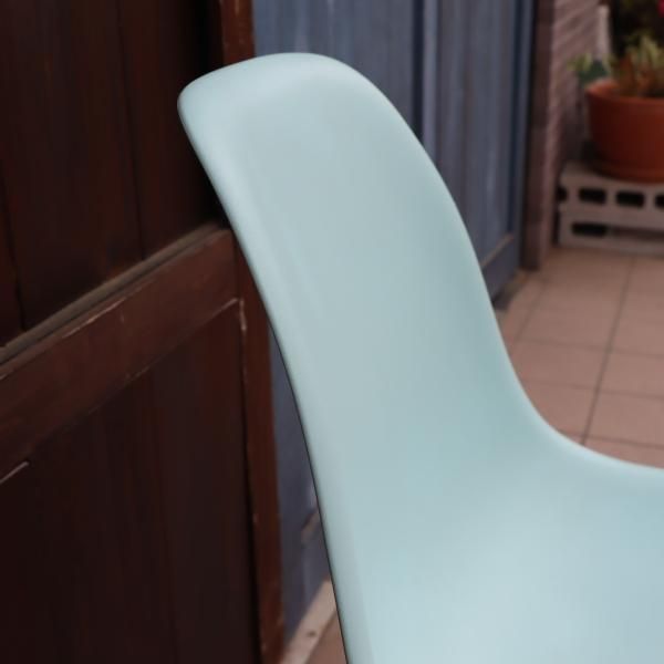 Hermanmiller(ハーマンミラー)社のイームズ ワイヤーベース Hermanmiller(ハーマンミラー)社のイームズ ワイヤーベース